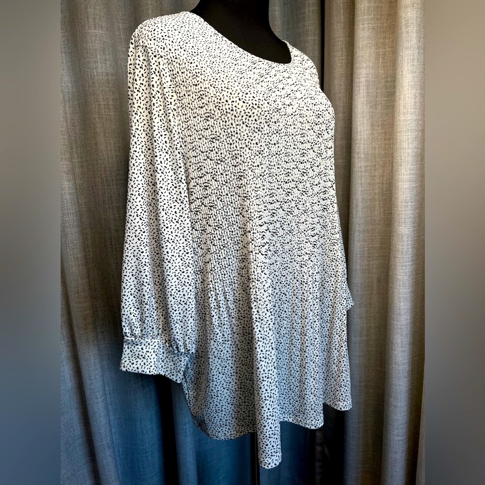 Adrianna Papell Blouse NWT Size 2X